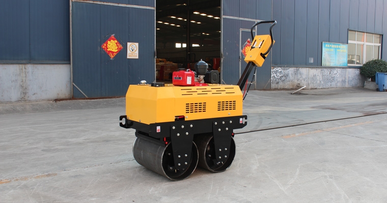 手扶双轮小型压路机控制装置包括哪些？