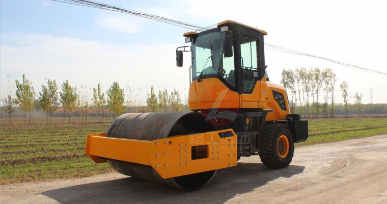 欧博abg集团关于小型压路机的详细先容